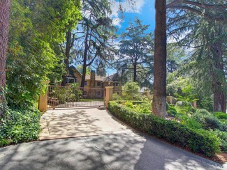 5314 Alta Canyada Rd, La Canada Flintridge, CA 91011