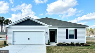 15 New England Dr, Felton, DE 19943
