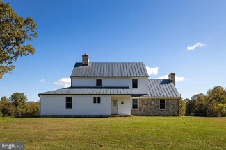 10134 Rosemary Ln, Marshall, VA 20115