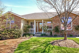 793 St Andrews Cir, Ashland, OR 97520
