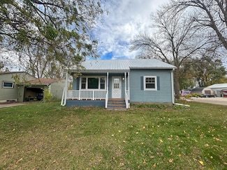 722 Kasan Ave, Volga, SD 57071