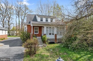 320 W Providence Rd, Aldan, PA 19018
