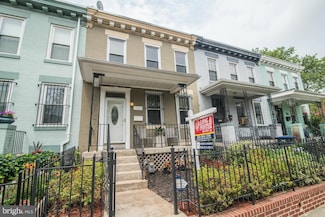 1542 1st St NW, Washington, DC 20001