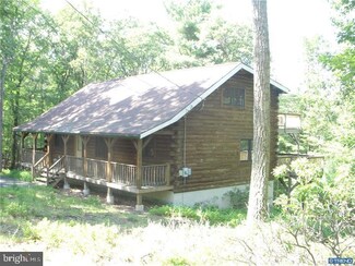 12 Pocono Park, Mount Pocono, PA 18344