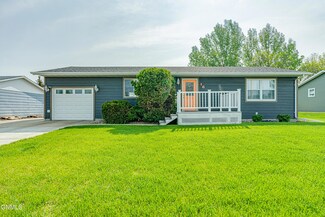 16 Gibbons Dr, Lincoln, ND 58504