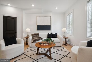 2306 Christian St, Philadelphia, PA 19146