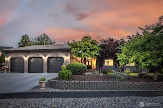 628 Meadows Dr, Wenatchee, WA 98801