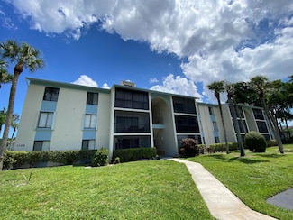 1105 Green Pine Blvd Unit 43, West Palm Beach, FL 33409