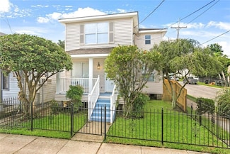 3934 Laurel St, New Orleans, LA 70115