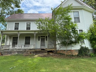 223 Richmond Ave, Rural Retreat, VA 24368