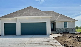 10303 W 151st Terrace, Overland Park, KS 66221