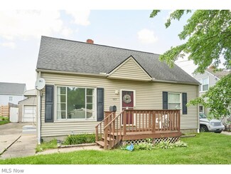 687 Thoreau Ave, Akron, OH 44306