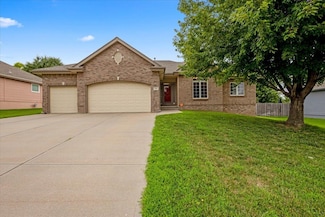 7216 S 170th St, Omaha, NE 68136