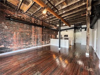 208 23rd St Unit 312, Newport News, VA 23607