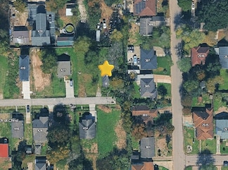 433 Rhode Island St, Houston, TX 77029