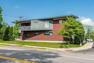 677 Dennett St Unit 1, Portsmouth, NH 03801