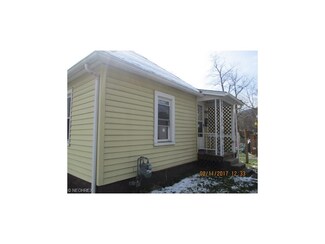 55890 W 2nd St, Bridgeport, OH 43912