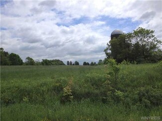 2529 Three Rod Rd, East Aurora, NY 14052