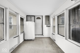 2308 W 16th St, Anderson, IN 46016