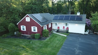 158 Parrott Rd, West Nyack, NY 10994