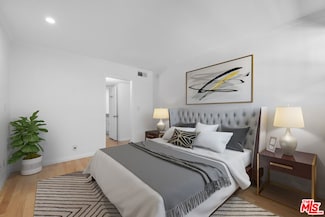 740 N Kings Rd Unit 114, West Hollywood, CA 90069