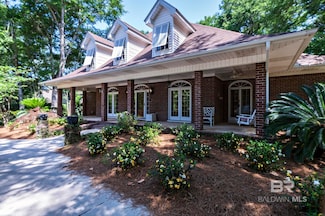 709 Oak Bluff Dr, Daphne, AL 36526