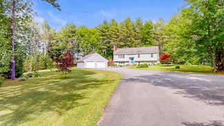 15 Howe Ln, Sabattus, ME 04280