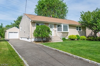 16 Joan Place, Clifton, NJ 07012