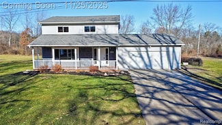 3092 Groveland Rd, Ortonville, MI 48462