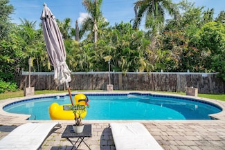 941 NW 26th Ct, Wilton Manors, FL 33311