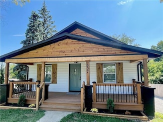 907 N River Blvd, Independence, MO 64050