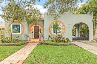 2434 W Prospect Rd, Tampa, FL 33629