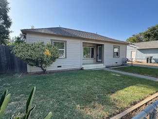 307 Dorman Ave, Yuba City, CA 95991