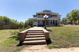 1115 Austin St, Coleman, TX 76834
