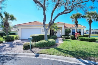 3927 Aurora Ct, Naples, FL 34116
