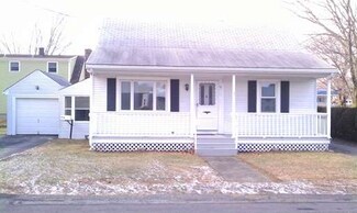 15 Prairie Ave, Swansea, MA 02777