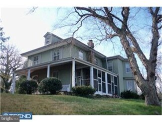 1 Walnut St, Beverly, NJ 08010