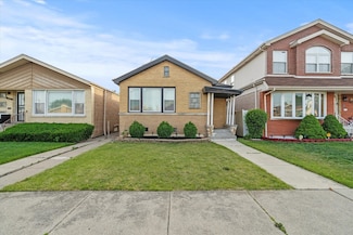 7944 S Whipple St, Chicago, IL 60652