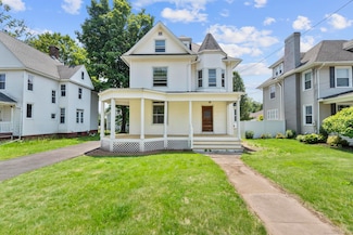 88 Spring St, Windsor Locks, CT 06096