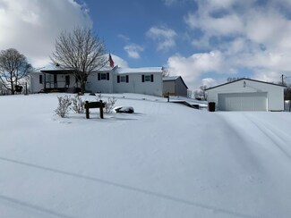 1085 Franklin Ave, Heath, OH 43056