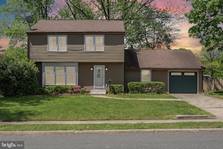153 Oxford Rd, Delran, NJ 08075