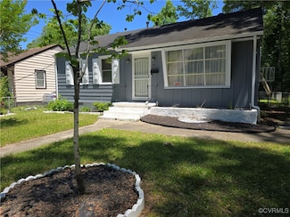 73 Henrico St, Petersburg, VA 23803