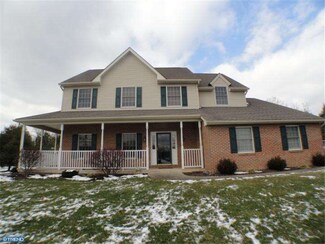85 Kichline Rd, Hellertown, PA 18055