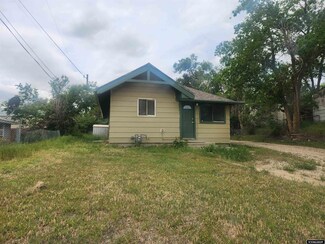 132 Pioneer Ave, Mills, WY 82604