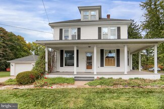 502 W Main St, Valley View, PA 17983