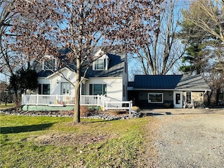 1113 E Division St, Neillsville, WI 54456