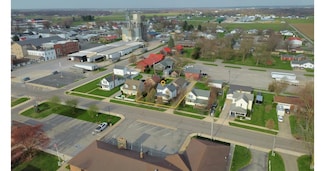 330 Morton St, Shipshewana, IN 46565