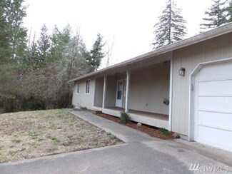 728 Tipsoo Loop S, Rainier, WA 98576