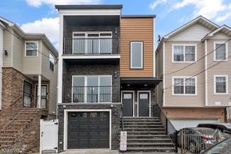 198 Hunterdon St, Newark, NJ 07103