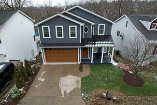 707 Park Side Ln, Morgantown, WV 26501